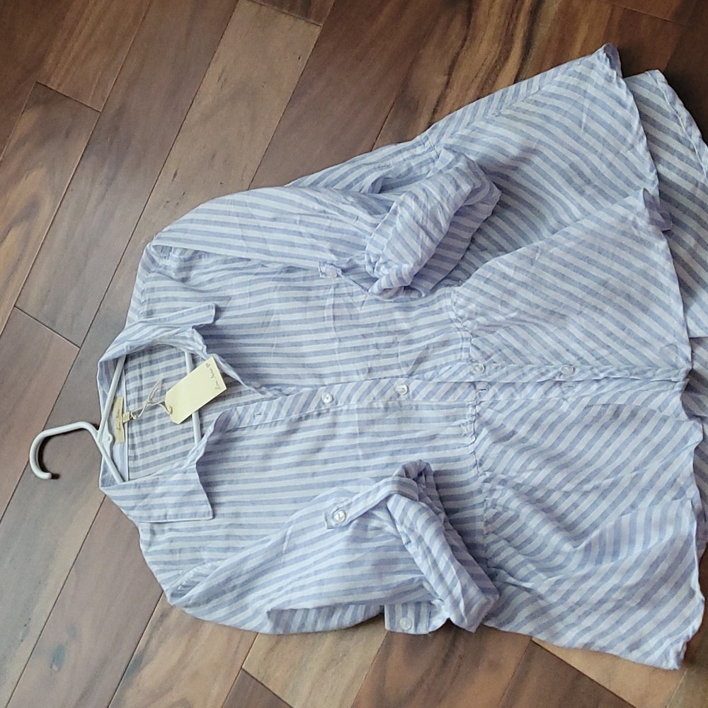 Button down white and light blue stripped shirt NWT XL